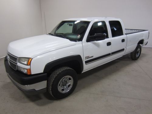 05 chevy silverado 2500 hd  6.6l duramax turbo diesel  crew cab long 4x4  80pics