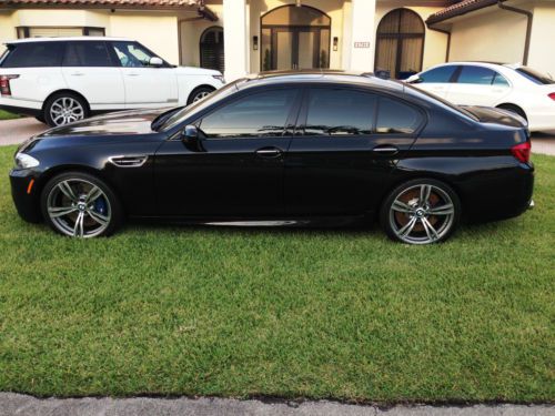 2013 bmw m5, fully loaded, black / black, low miles