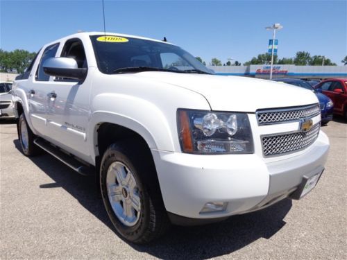2008 truck used 5.3l v8 automatic 4-speed flexible_fuel 4wd white
