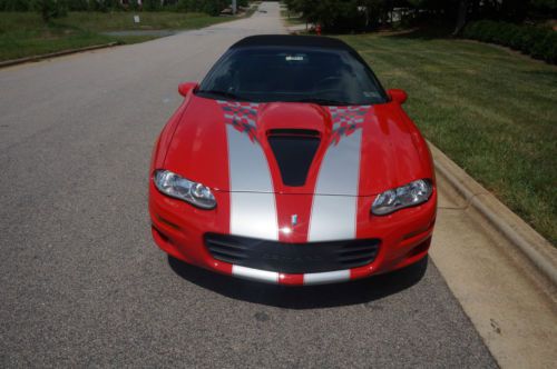 2002 chevy camaro ss 35th anniverasary convertible : only 117 miles : new car :
