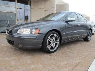 2006 volvo s60 2.4l turbo, sunroof, nice trade in for a  lexus.