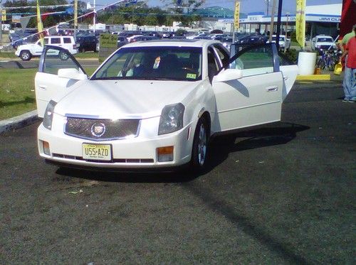 White cadillac cts great price $7,500 o/b/o