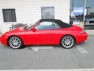Cabriolet convertible red 6 speed manual sports car clean carfax leather