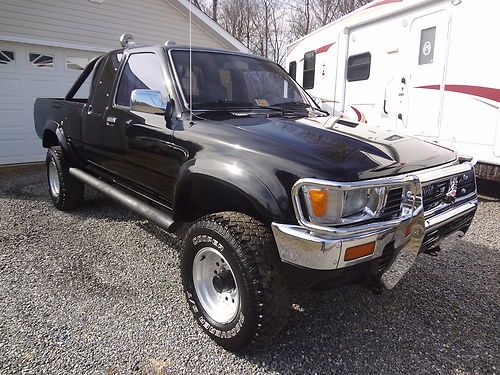 1991 toyota truck ext cab 3.0 v6 5 speed 4x4 black loaded new rebuilt motor sr5