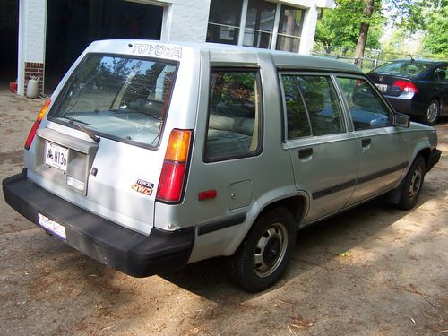 Toyota tercel wagon 1984 gray 4wd landcruiser or 4runner