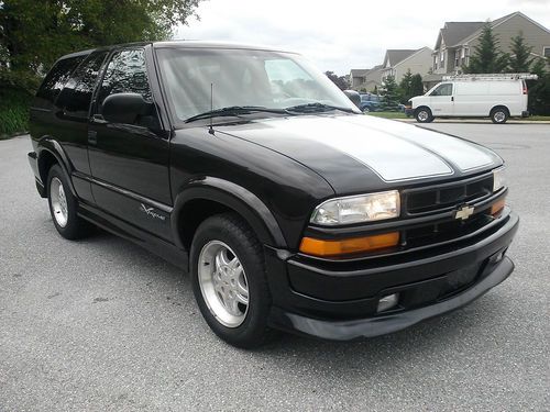 01' chevy s10 blazer extreme*xtreme*very rare*5-speed*very nice