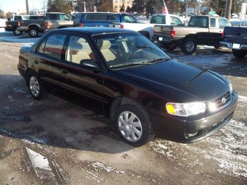 2001 black toyota corolla mechanic special or for parts