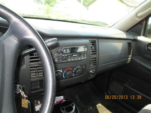 2001 Dodge Dakota Base Extended Cab Pickup 2-Door 3.9L, image 9