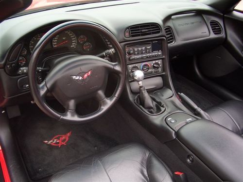 2001 chevrolet corvette roadster convertible **low miles &amp; new tires**