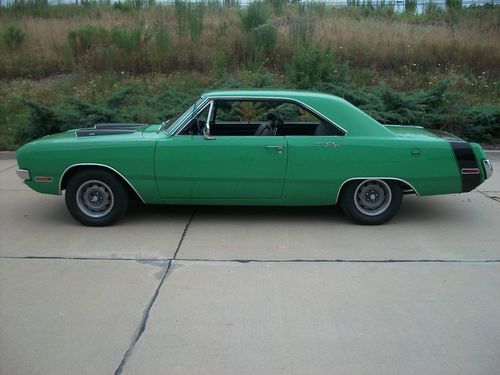 1970 dodge dart swinger hardtop 2-door 3.7l