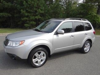 Subaru : 2010 forester 2.5x limited pzev awd leather roof h/seats 17k orig miles