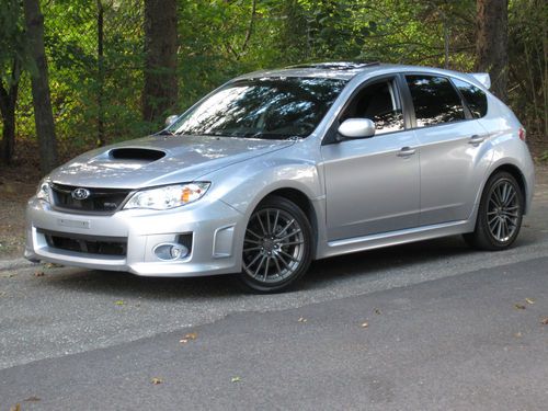 2013 subaru impreza wrx wagon 4-door 2.5l