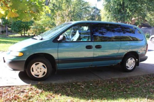 1996 dodge grand caravan se mini passenger van dual sliding doors 3.3l