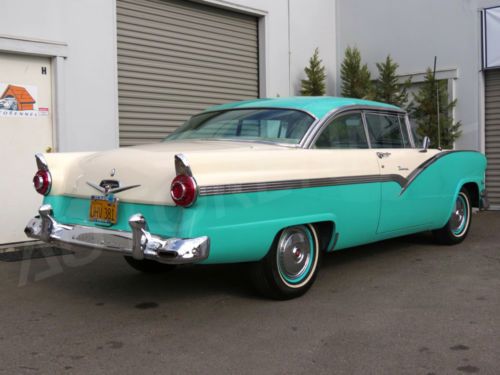 1956 ford fairlane victoria 2 door hardtop v8 very well sorted example