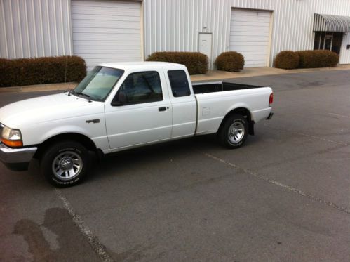 1999 ford ranger  great second vehicle, white(ext) grey(inte)