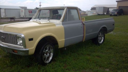1972 chevy c10 pick up half ton 2 wheel drive for parts or restore