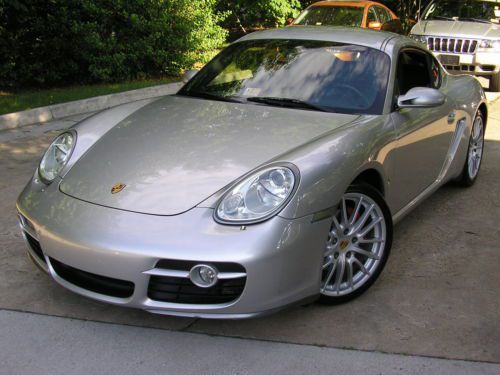 **very nice and clean new arrival 2006 porsche cayman s with a lot of options**