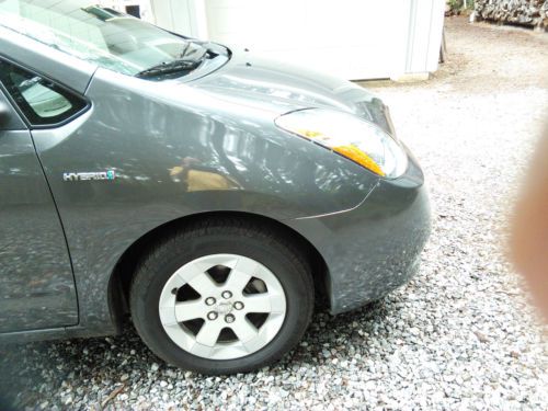 2009 Toyota Prius 4 Door Hatchback, Leather, NAV, NO RESERVE, 40,000 miles!, image 3