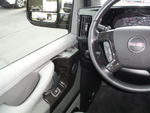 6.0L CD Console Center Armrest Running Boards Television Raised Roof Warranty, US $54,995.00, image 5