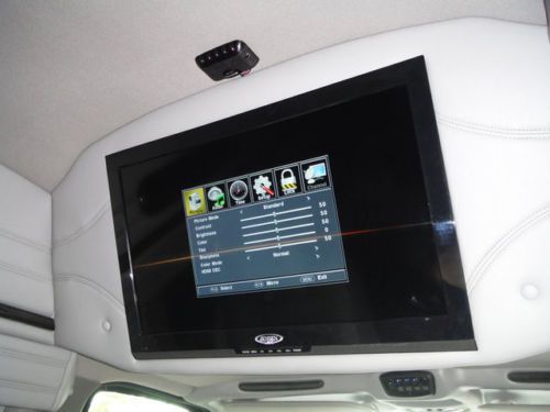 6.0L CD Console Center Armrest Running Boards Television Raised Roof Warranty, US $54,995.00, image 9
