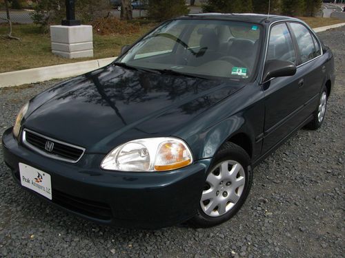1998 honda civic lx 4dr auto, no reserve maintained, 37 mpg, nice car for the $$
