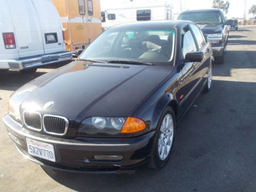 2000 bmw 323i base sedan 4-door 2.5l no reserve