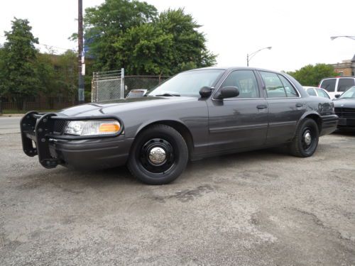 Gray p71 ex police car 101k hwy miles pw pl psts cruise nice