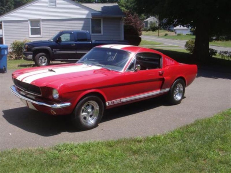 Ford: mustang fastback