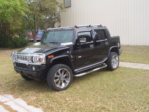 2006  h2 hummer sut  -rare triple black -22's and 3 tv's