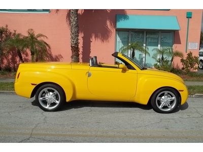 Ssr truck, one owner, 21,089 low miles, sling shot yellow, power top