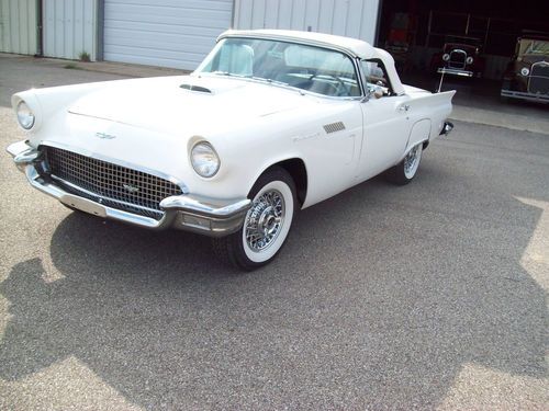 1957 ford thunderbird