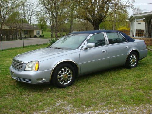 2004 cadillac deville carriage top sedan 4-door 4.6l v8 blue ice mint condition