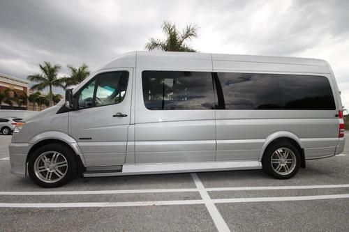 2008 sprinter 170" custom mobile office/limo rebadged as mercedes with low miles