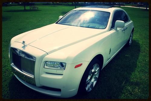 2010 rolls royce ghost only 11k miles garaged warranty florida immaculante cond