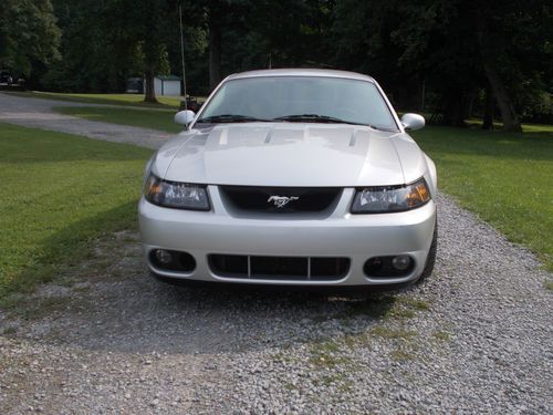 2003 ford mustang svt cobra 10th anniversary coupe 2-door 4.6l