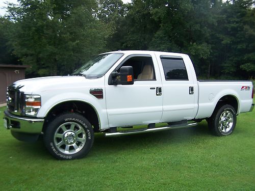 2010 f-250 sd fx4 crew cab turbo diesel  loaded low miles