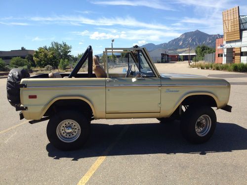 1974 two tone bronco