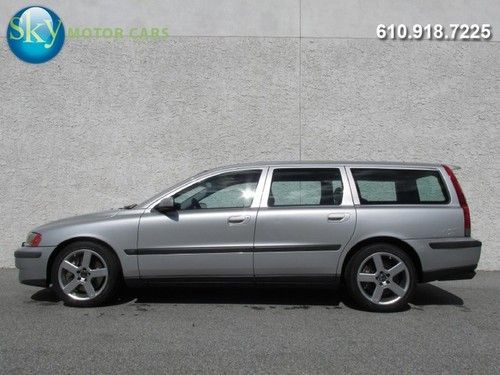 V70 r all wheel drive wagon 6-speed heated leather moonroof cold a/c