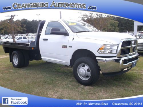2012 ram 3500 cab and chasis hemi gas flatbed low miles like new