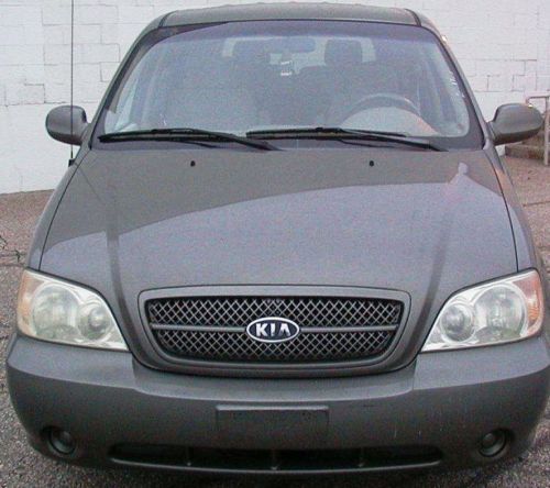 2005 kia sedona lx