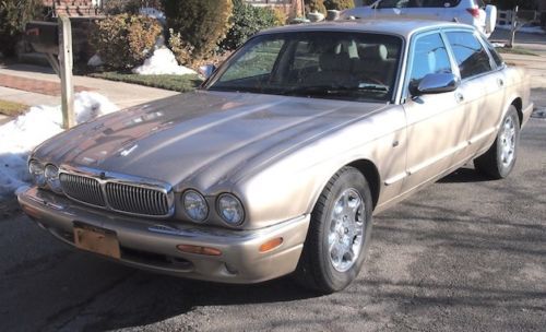 2003 jaguar xj8 - great condition - 99k miles - cream interior - low low reserve