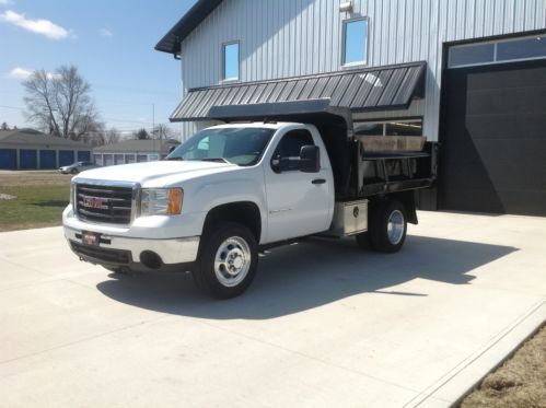 Find used 2007 GMC Sierra 3500 HD 4x4 Dump Truck in
