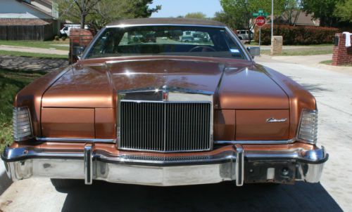 1974 lincoln mark iv,  low miles, beautiful car, one of the best!