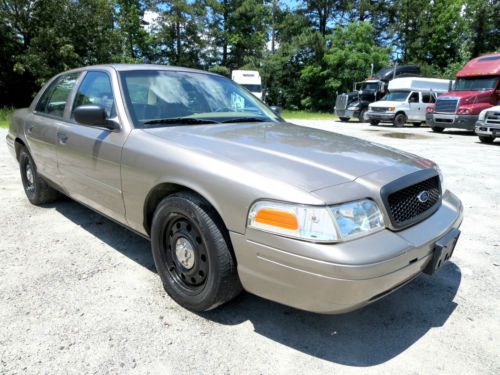 2007 ford crown victoria police interceptor almost new tires all around warranty