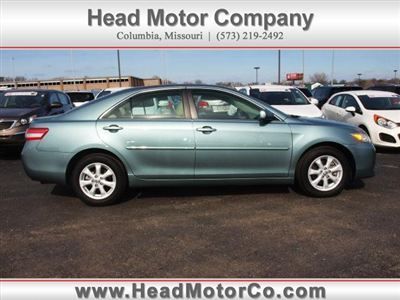 2011 toyota camry le low miles 4 dr sedan auto gas 2.5l l4 fi dohc 16v green