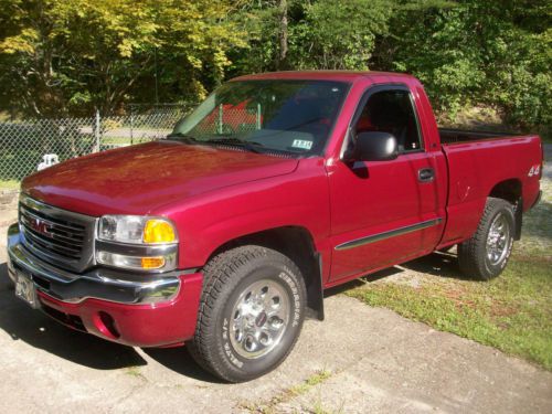 2006 gmc sierra short bed regular cab-only 77877 miles!!4.8 motor/automatic/4 wd
