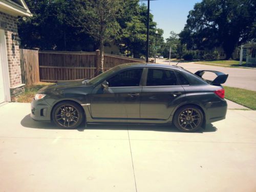 2013 wrx sti limited grey metallic..  fully loaded and professionally modified!