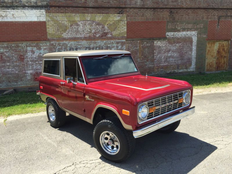 1976 ford bronco sport