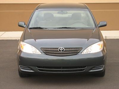 2004 toyota camry le one owner only 44k miles non smoker clean no reserve!!!