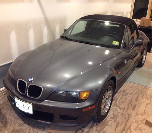 Bmw z3 with ultra low mileage 8,466 garaged